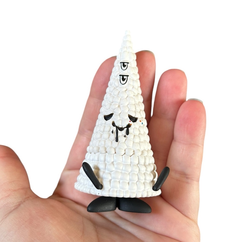 Kidrobot x Tado Cannibal Funfair Series 2008 Sick Vinyl Art Figure Designer Toy